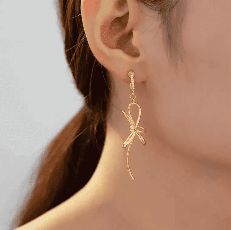 Tassel Diamond Winding Line Knotted Earrings for Women Sweet Niche Design Titanium Steel Gold-Plated Earrings Casual And Party Wear Jewellery