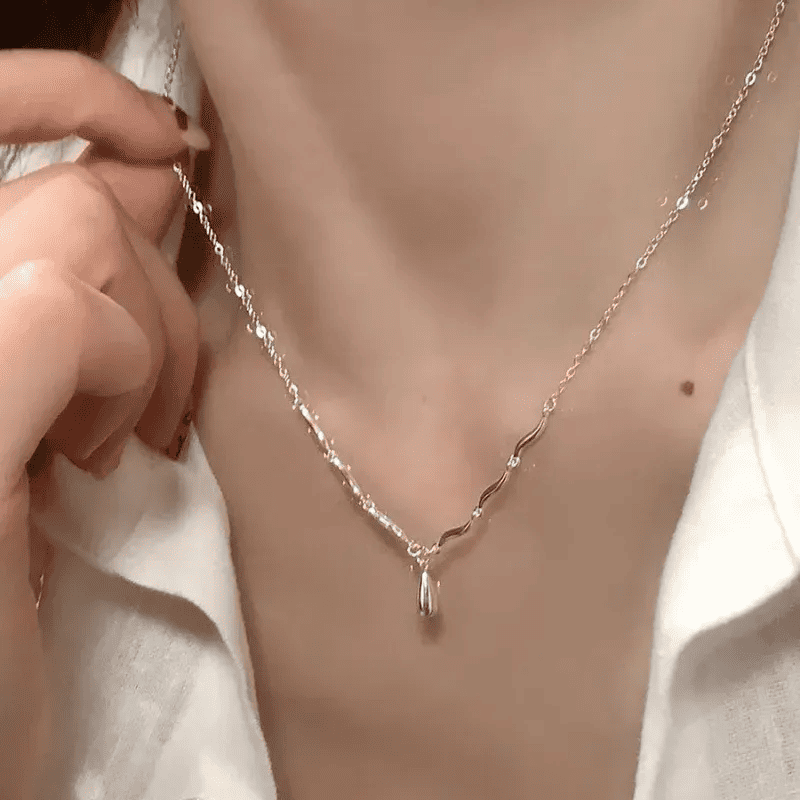 Elegant Silver Tear Drop Pendant Necklace on Chain Premium Jewellery Silver Sleek Design Perfect for Formal or Casual Wear Ideal Gift for Her.